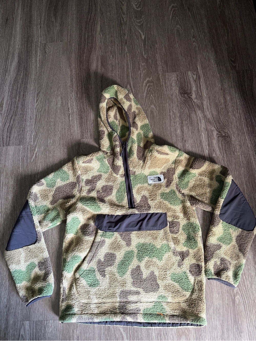 The North Face Camo Sherpa Hoodie Jacket - Green/Brown